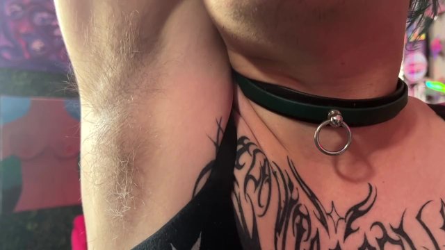 Smell My Sweaty, Hairy Armpits