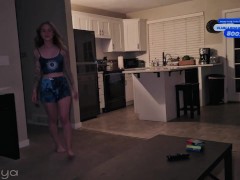 Подруга сводной сестры осталась переночевать 1/16