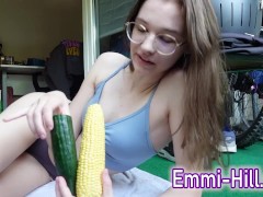 Corn Makes me Horny!! But cucumber makes me cum - Screenshot 1 of 16 - Large Labia