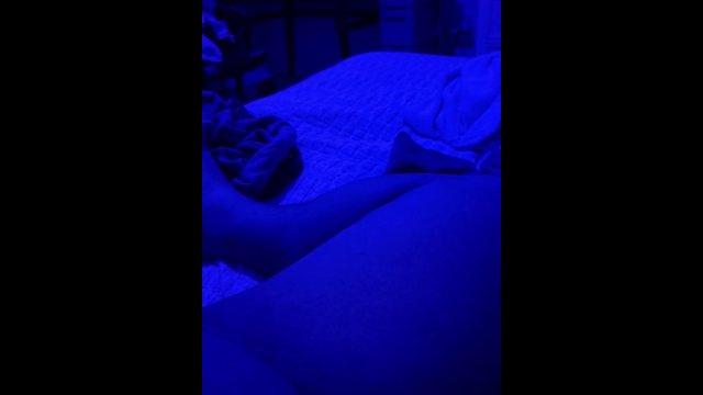 Massage me, yea?