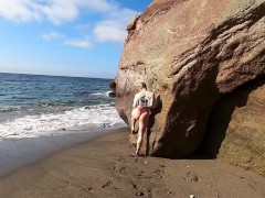 Sexy photoshoot on a deserted beach - Screenshot 1 of 16 - Beach
