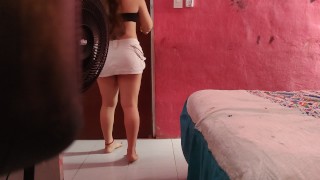 我的女朋友让我在她床上操她
