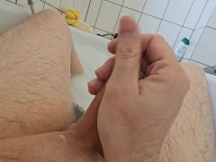 Steamy Bathtub Session – Alone but Wild! - Shortii - Screenshot 6 of 16 - German Amateur
