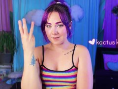 pee countdown + cleavage tease (FULL VIDEO) 10/16