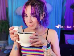 pee countdown + cleavage tease (FULL VIDEO) 2/16