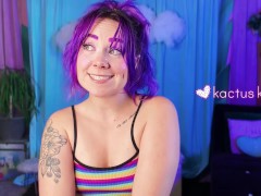 pee countdown + cleavage tease (FULL VIDEO) 9/16