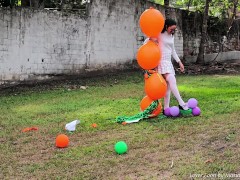 Balloon dog(Full video in C4S/OF/MV/Membersite)