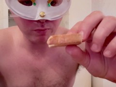 Best breakfast ever. Cum on toast and eat all that good sperm