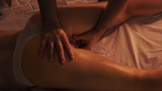 My friend's boyfriend always helps me. A touch of relaxation. Hot mature woman and wonderful time pa