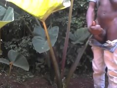 NAUGHTY MAN ALMOST CAUGHT JERKING OF IN PUBLIC