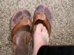Cumming On My Sweaty Rainbow Sandals - Screenshot 13 of 16 - Sandals