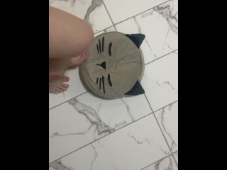 Giantess Foot Domination - Сокрушительная Cute Pillow Cat under Feet POV 🐾