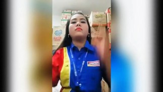 Karyawan Indomaret Live diGudang