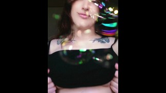 Discover the world of LADY420