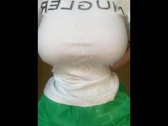 Gravity defying jiggles - Screenshot 1 of 16 - Big Boobs