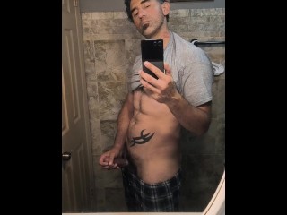 Я просто танцую со своим членом