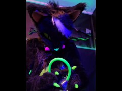Kitty having alittle fun - Screenshot 9 of 16 - Murrsuit