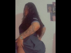 Schoolgirl loves not to wear shorts, and enjoys showing her ass