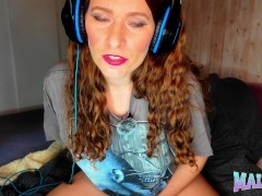 ASMR afternoon relax in bed - Screenshot 13 of 16 - Deutsch