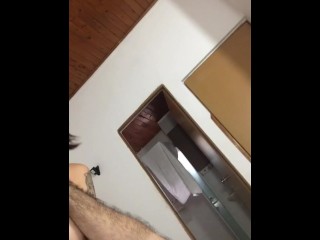 Я скачу на члене отчима, пока не достигну оргазма