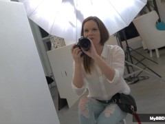 Lesbian Insanely Hot Photoshoot - teaser - Screenshot 3 of 16 - Pussy Licking