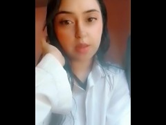 Singing - Screenshot 11 of 16 - Hot Latina