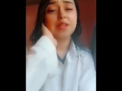 Singing - Screenshot 7 of 16 - Hot Latina