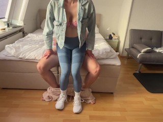 Ich Stecke Ein Loch in Meine Leggings Und Ficke Ihn