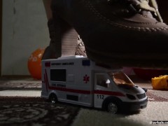 Djerdlid toy crush ASMR - c4s 99449 - Screenshot 4 of 16 - Multiangle