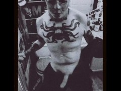 Halfway to Halloween - Screenshot 4 of 16 - Mask Kink