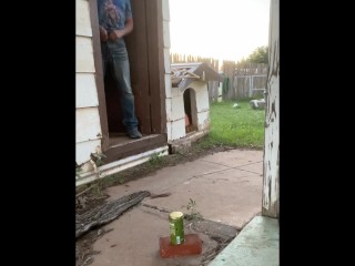 Piss Fail #3 (главная неудачная попытка сбить банку чая с отчаянной публичной мочой на улице)
