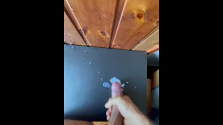 ГОРЯЧИЙ ПАРЕНЬ СТОНЕТ + БОЛЬШОЙ КАМШОТ