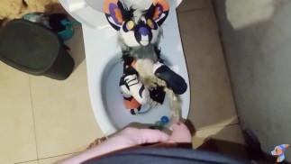 lobisomem mijando # 1