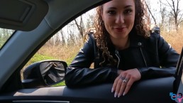 Effe fa la PUTTANA da strada per un giorno E si fa scopare BOCCA, FIGA E ROMPERE IL CULO