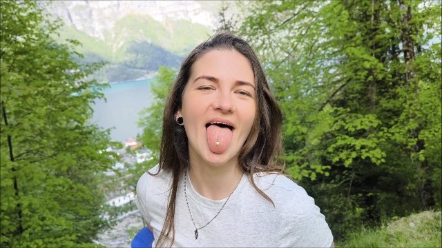 Kinky hiker likes a creampie snack in her mouth when traveling