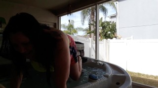 Hottub for u babe