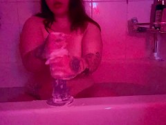 Soapy handjob - Screenshot 10 of 16 - Handjob