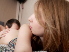 Девушка Красиво Стонет Пока Я Трахаю Ее Мокрую Киску и Кончаю в Рот 4/16