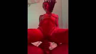 Rojo para la envidia, sexo en silla colgante con mi diabla