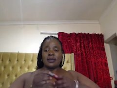 Ssbbw Lactating Mom Sucking And Milk Her Tits - Screenshot 9 of 16 - Bbw