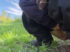 Teen pissing in nature - Screenshot 2 of 16 - Pussy Pee