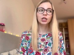 How to make a dominatrix interested !