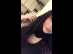 teasing you ❤️ - Screenshot 2 of 16 - Boobs