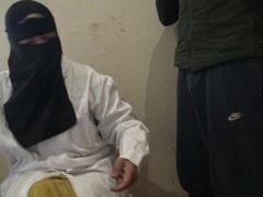 طبيبة تلمس قضيب مريضها - Screenshot 2 of 16 - Muslim