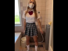 制服着たままお風呂でぷかぷか〜 - Screenshot 1 of 16 - 制服
