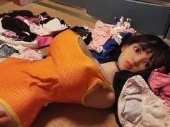 ラブドール夏美をいやらしく触っていく・・・３ - Screenshot 5 of 16 - 水着