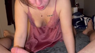 Thick Latina Milf Gets Creampied