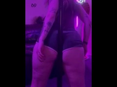 Face Farts POV / A Night At Willows - Screenshot 11 of 16 - Femdom
