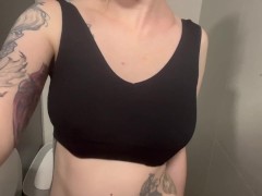 Sneaky gym ladies locker room JOI - Screenshot 10 of 16 - Gym Joi