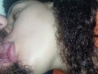 Bitch Sucking her Man's Tongue a Lot Kissing and doing Hanjdob in He💋😋💦🤤😵🍌💁‍♀️🤤😋🤤💦